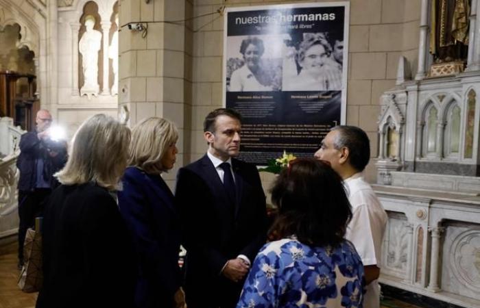 En Argentina, Emmanuel Macron rinde homenaje a quienes murieron bajo la dictadura, un fuerte símbolo frente a Javier Milei