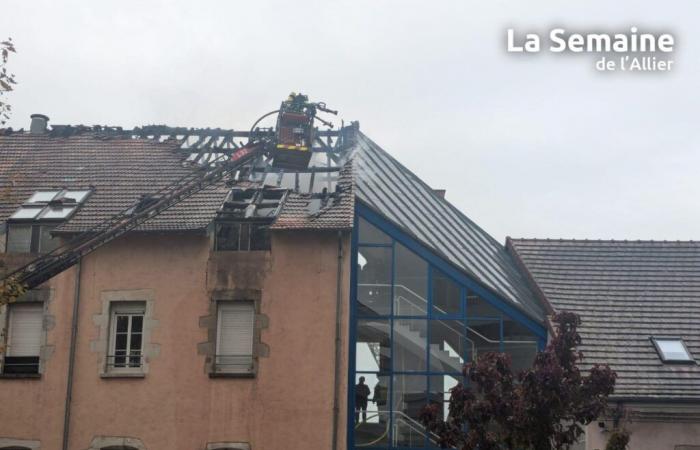 un muerto en incendio de edificio