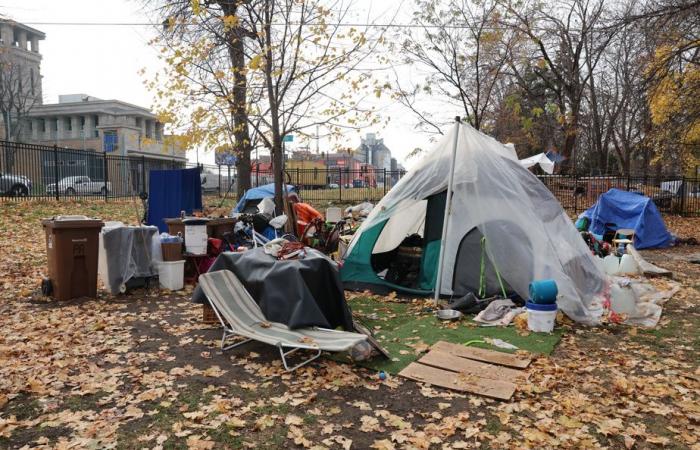 Itinerancia | Inminente desmantelamiento de parte del campamento de la calle Notre-Dame