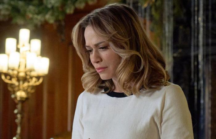 La estrella de Hallmark Bethany Joy Lenz comparte una noticia devastadora: ‘Mi corazón está pesado’