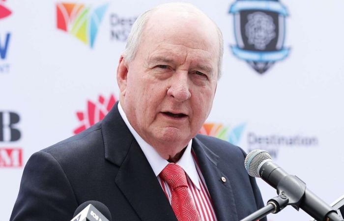 El locutor de radio australiano Alan Jones acusado de abusar sexualmente de ocho personas