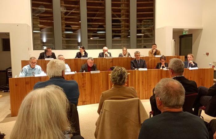 El prefecto de Lot presentó a los electos de Quercy Bouriane los ámbitos de trabajo para 2025