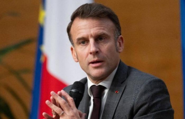 Una comediante recibe una carta de apoyo de Emmanuel Macron tras anunciar que tiene cáncer: Noticias