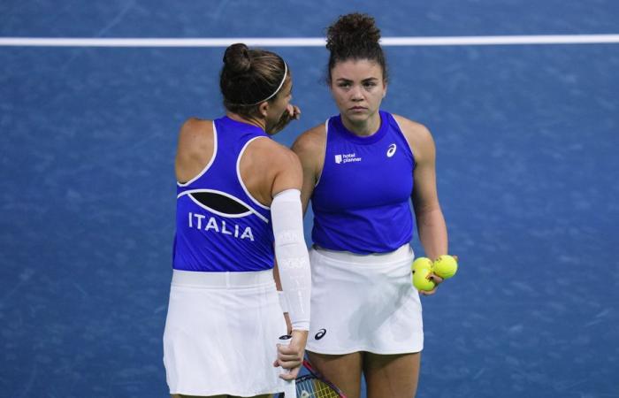 Copa Billie Jean King | La Polonia de Iga Swiatek eliminada por Italia en semifinales