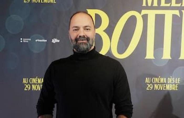 [PHOTOS] Antoine Bertrand y Catherine-Anne Toupin brillan en la alfombra roja del estreno en Montreal de la película “Mlle Bottine”