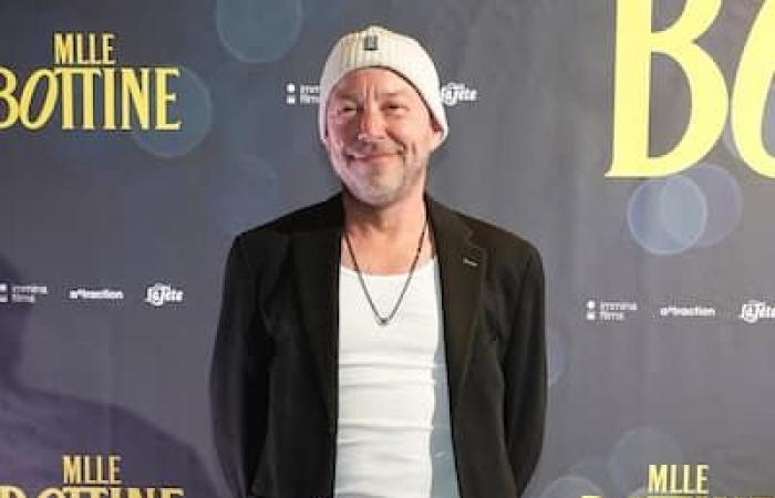 [PHOTOS] Antoine Bertrand y Catherine-Anne Toupin brillan en la alfombra roja del estreno en Montreal de la película “Mlle Bottine”