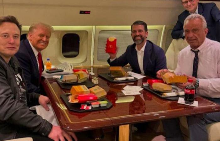 ¿“Estados Unidos saludable”? Trump y Kennedy Jr se atiborran de hamburguesas