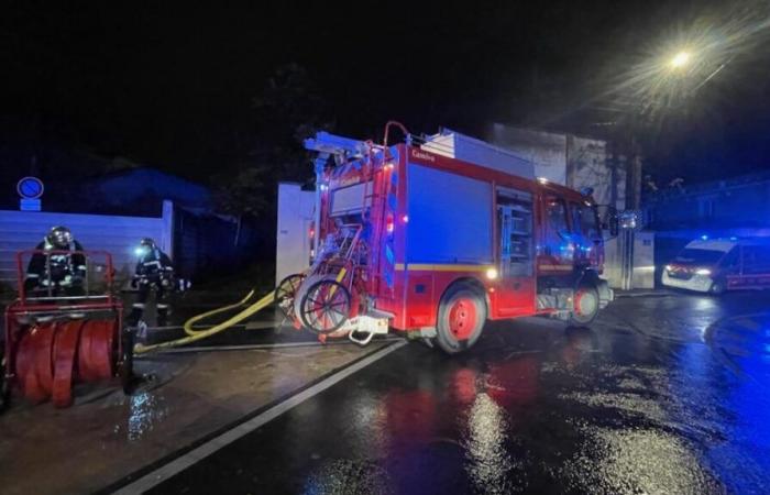 Un incendio devasta una casa deshabitada en Épernay