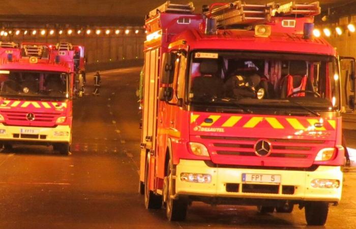 Incendio en carretera causa caos