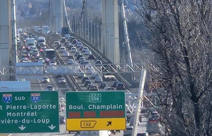 Cifras de congestión: un argumento adicional a favor del tercer enlace, según Bernard Drainville y Gilles Lehouillier