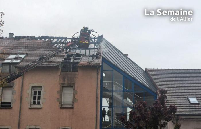 un muerto en incendio de edificio