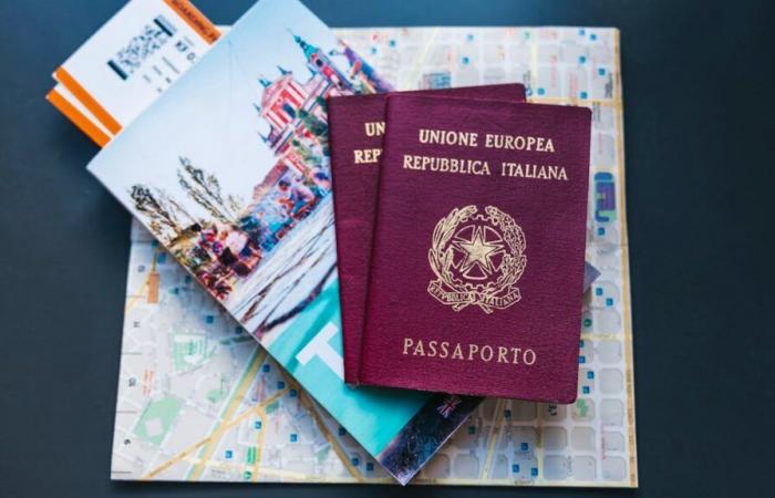 Una “fábrica” de pasaportes italianos preocupa a la UDC