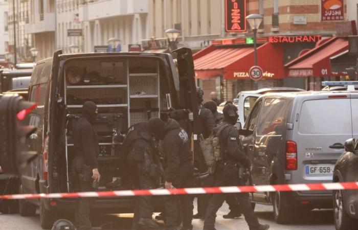 Toma de rehenes en una pizzería en Issy-les-Moulineaux: se levanta la custodia policial del sospechoso y el hombre es hospitalizado bajo coacción