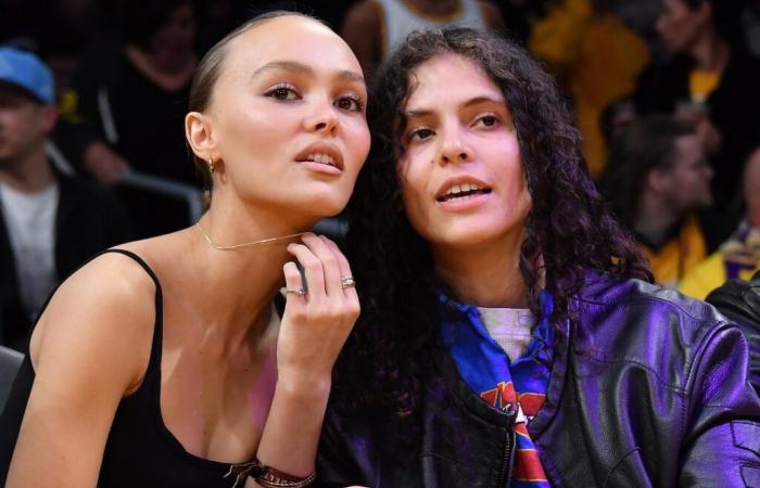 Lily-Rose Depp comparte una mirada poco común al romance con su novia 070 Shake