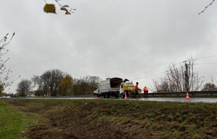 Primer día de obras de la rotonda que dará servicio al futuro Intermarché en Sainte-Ménehould