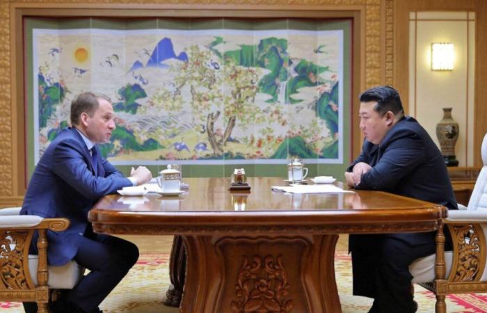 Kim Jong-un se reúne con el ministro ruso de Recursos Naturales