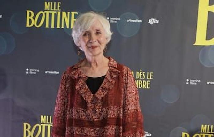 [PHOTOS] Antoine Bertrand y Catherine-Anne Toupin brillan en la alfombra roja del estreno en Montreal de la película “Mlle Bottine”