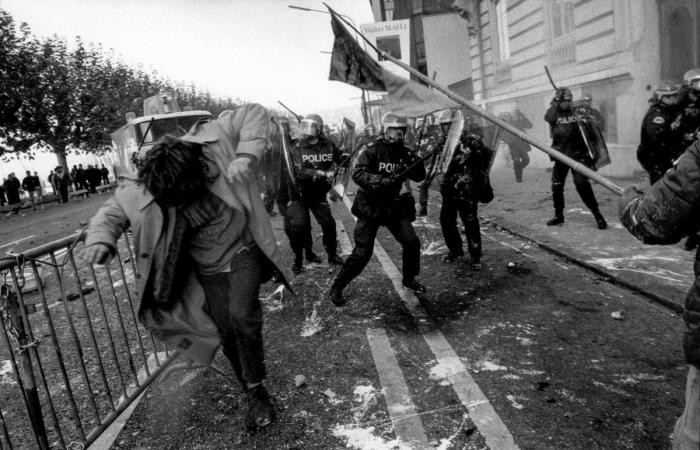 Exposición en Ginebra: Enrico Gastaldello muestra sus fotografías de manifestaciones en la Uni-Dufour