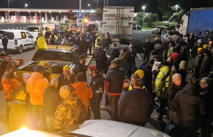 DIRECTO. Ira de los agricultores: los agricultores han llegado a las puertas de España… siguen la jornada de movilización