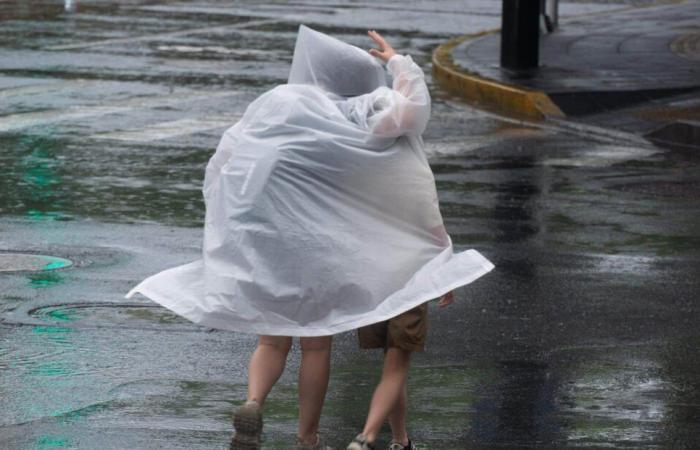 Lluvias, vientos e inundaciones, 37 departamentos en alerta este martes