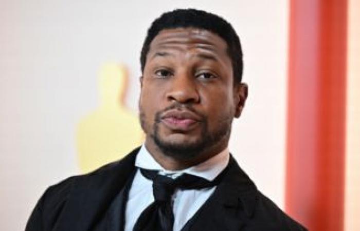 Condenado por agresión y acoso a su expareja el año pasado, el actor se comprometió con Meagan Good