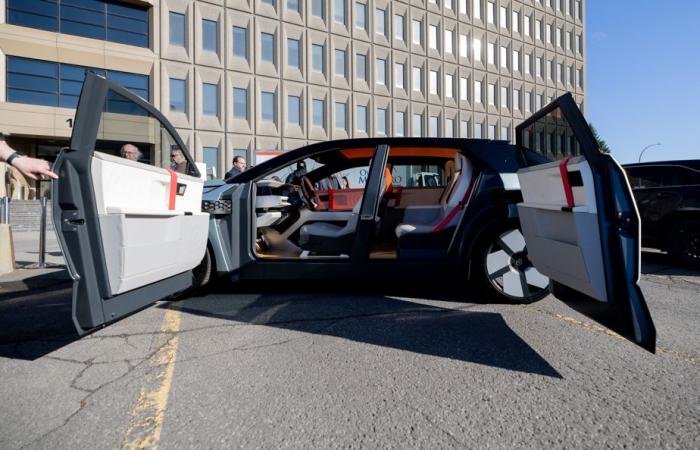 Proyecto Flecha 2.0 | Trump no Trump, el coche eléctrico 100% canadiense va allí