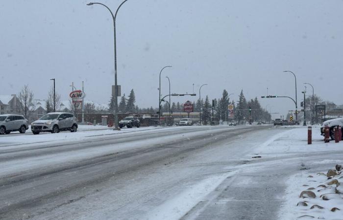 Se anima a los conductores a tener en cuenta el espacio, la visión y la velocidad cuando circulan por carreteras invernales