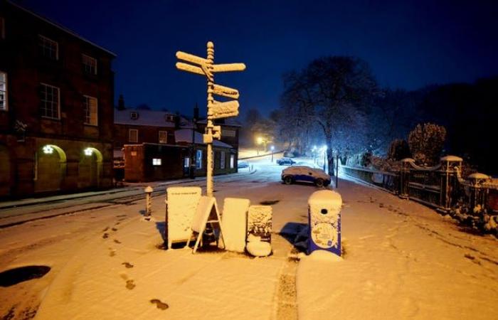 En imágenes: el Reino Unido tiembla ante la llegada de la nieve