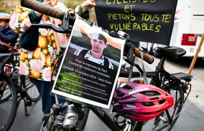 Un minuto de silencio en memoria de Paul Varry observado este martes durante el consejo municipal.