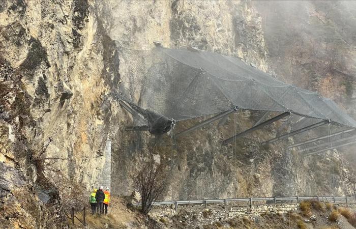 La carretera Sierre-Vissoie permanecerá cerrada al menos una semana tras un deslizamiento de tierra – rts.ch