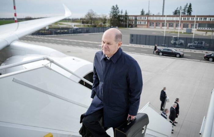 En Alemania, Olaf Scholz hace de solista en Ucrania para salvar su cabeza – Libération