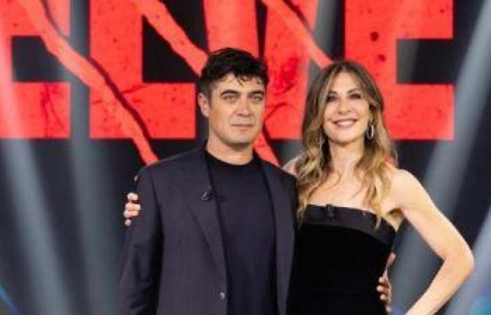 Scamarcio de Fagnani: «Qué lucha ese falso abrazo con Monica Bellucci. Y ahora estoy enamorado de Benedetta Porcaroli”