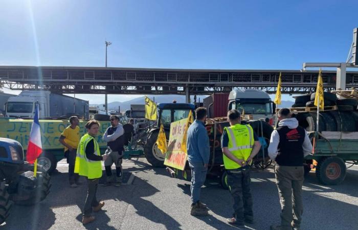 [EN DIRECT] La frontera entre Francia y España bloqueada por agricultores