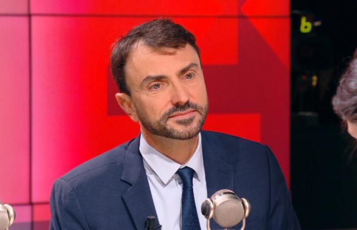 el alcalde de Lyon enojado por la caída del presupuesto de las autoridades locales