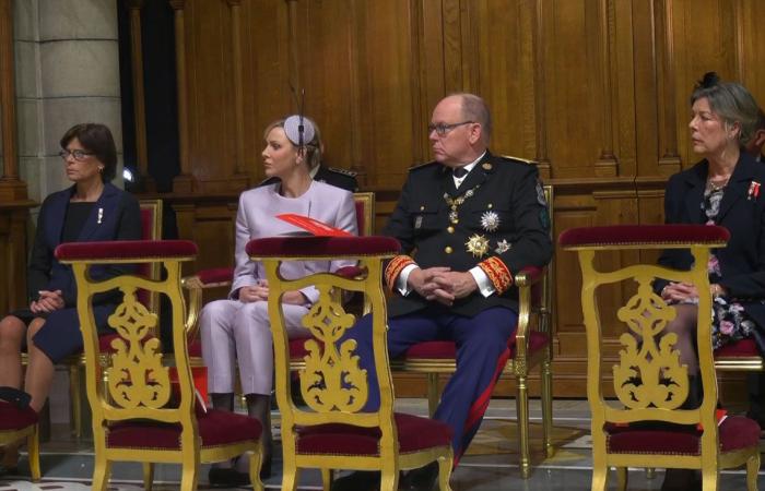 La familia principesca se reunió en torno a Alberto II y Charlene en la catedral de Mónaco para la fiesta nacional