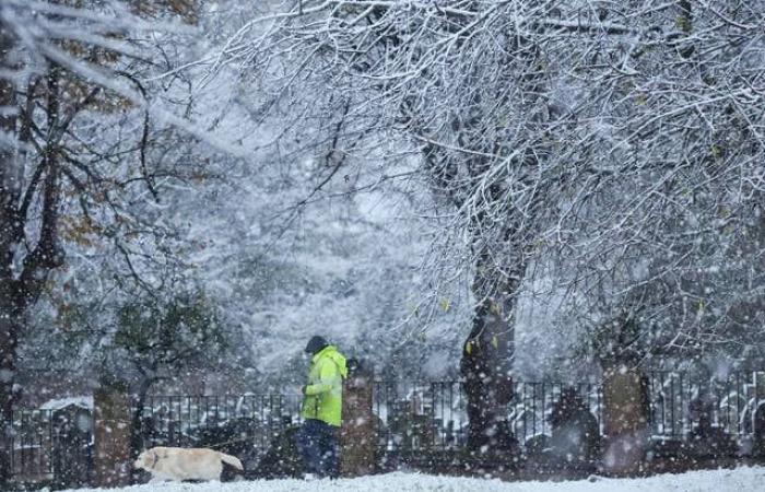 En imágenes: el Reino Unido tiembla ante la llegada de la nieve