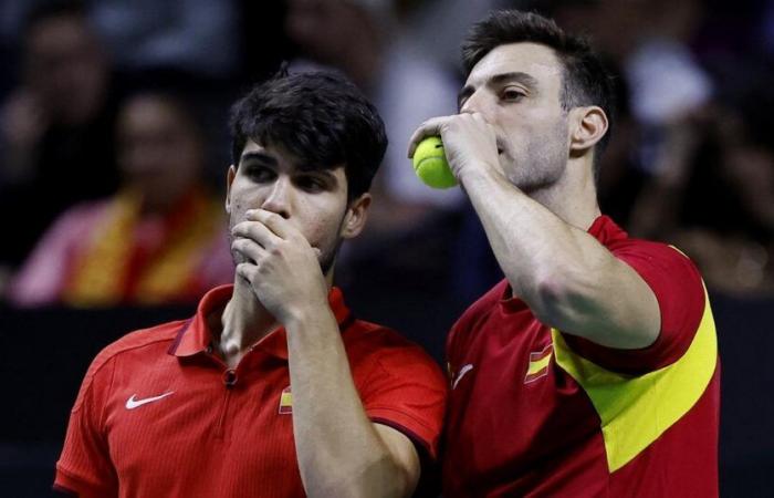 Caídas de España en cuartos de final, Holanda envía a Nadal al retiro