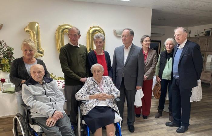 celebran su centenario y son felices en esta residencia de ancianos de Loira Atlántico