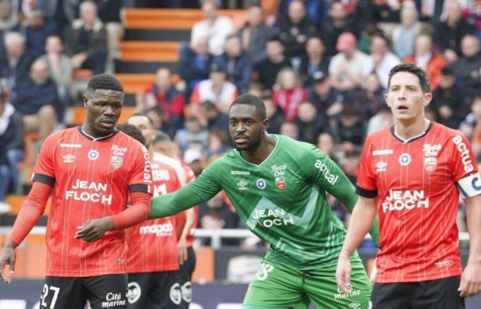 FC Lorient. Yvon Mvogo rechazó fichar por el Manchester United el verano pasado