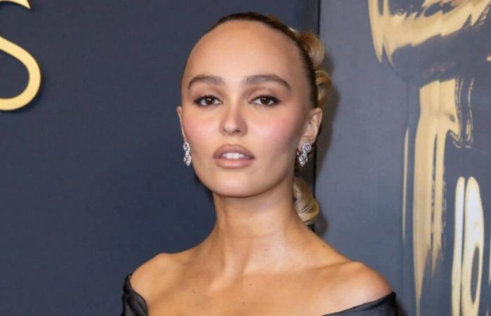 “Muy orgullosa”, Vanessa Paradis, su hija Lily-Rose Depp más enamorada que nunca de su rapero, dice más