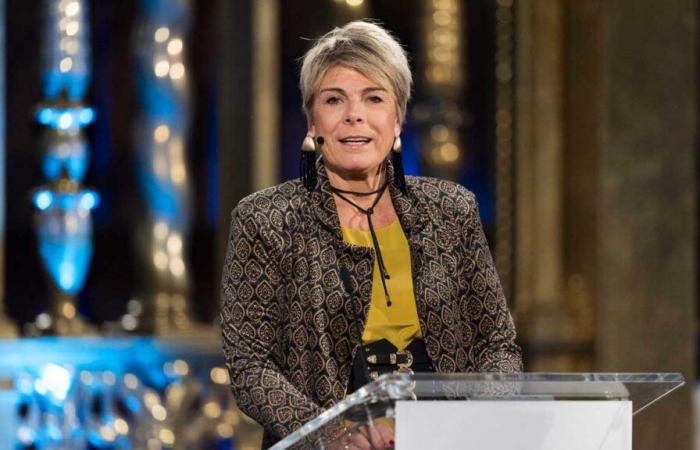 Una adolescente afgana recibe el Premio de la Paz en presencia de la princesa Laurentien