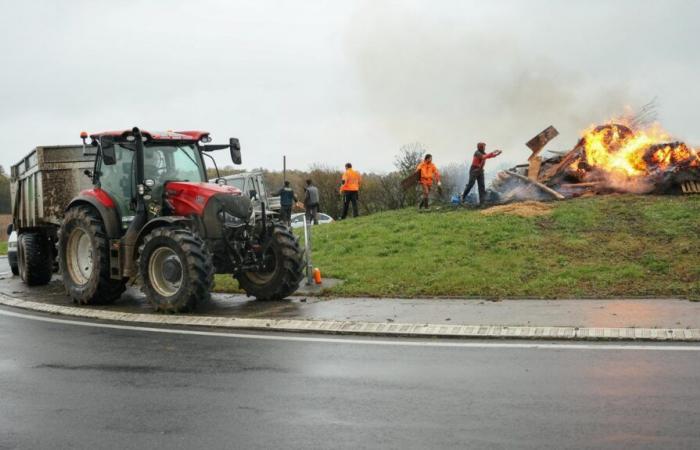 “Bloquear permanentemente al país no es aceptable”, reacciona el Ministro de Agricultura