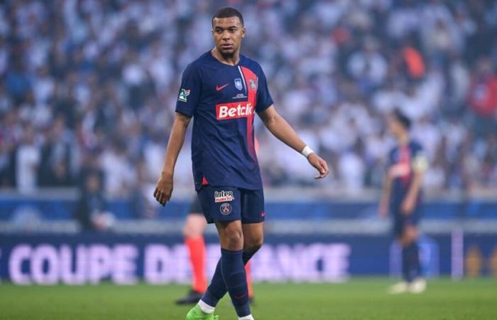 PSG – Mbappé: ¡Riolo pone mucho peso en el choque!