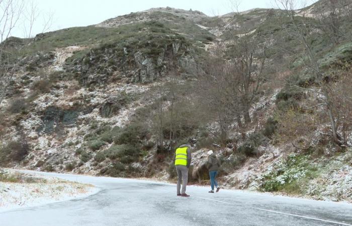 Pas-de-Peyrol cerrado al tráfico en Cantal