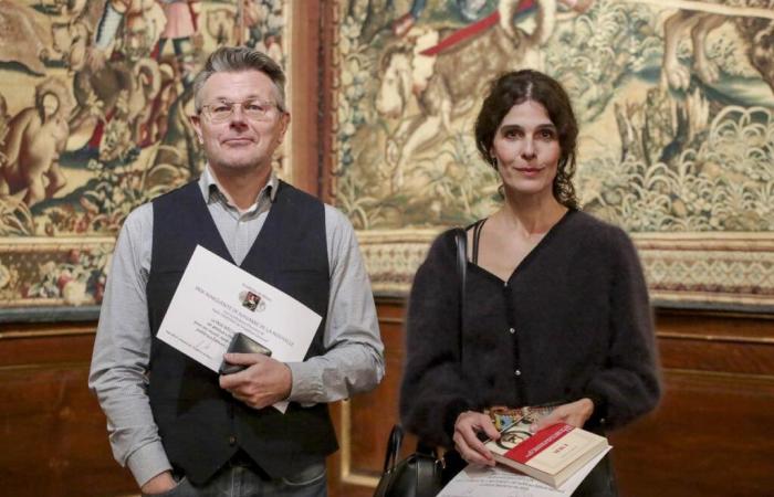 En el castillo de Pau, la Academia de Bearn entregó sus premios literarios