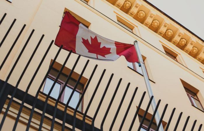 Canadá cierra temporalmente su embajada en Kyiv