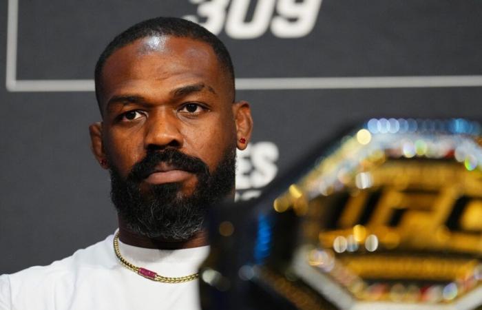 ‘Cállate’… El ex peso pesado de UFC critica a los fanáticos que se quejan de que Jon Jones está ‘esquivando’ a Tom Aspinall