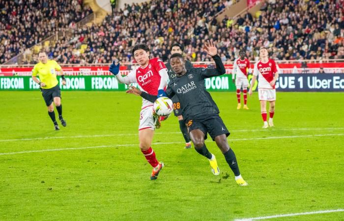 ¡El choque contra el PSG en el Stade Louis-II se adelantó al 18 de diciembre!