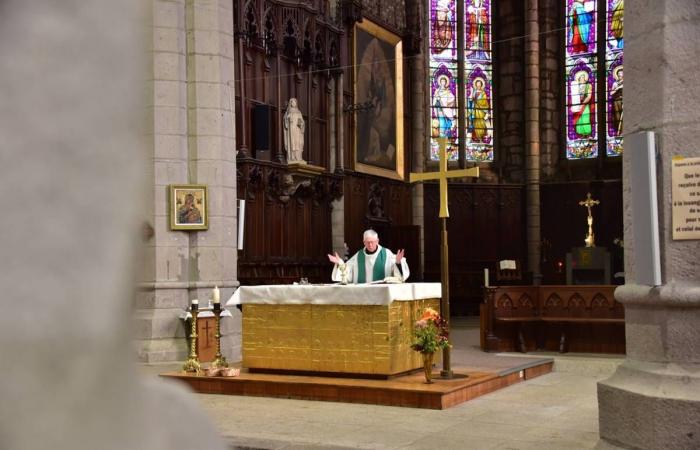 Alto Loira: un día con el padre Mourier, sacerdote desde hace 50 años