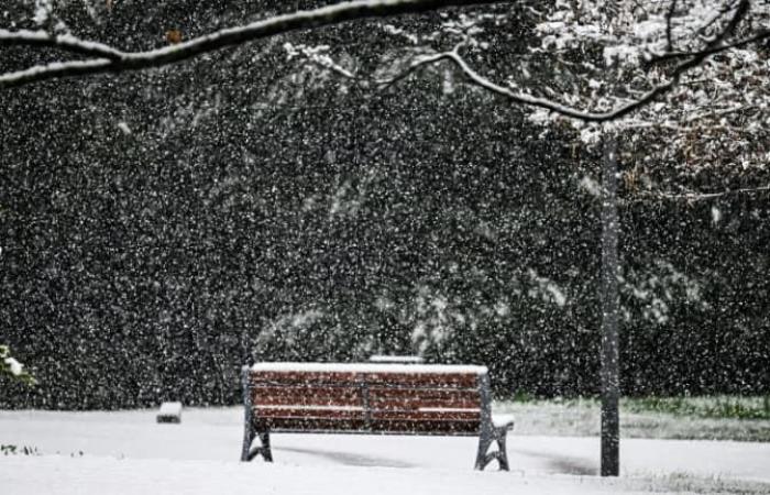 Las temperaturas siguen bajando este jueves con la llegada de la nieve.